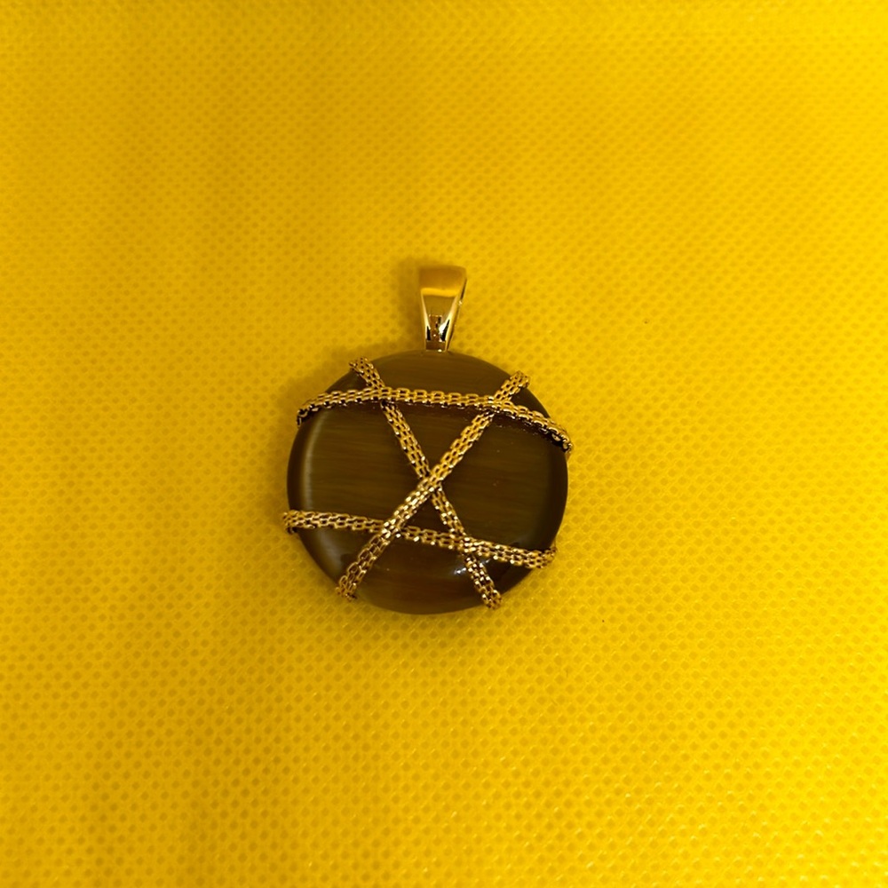 RMN pendant